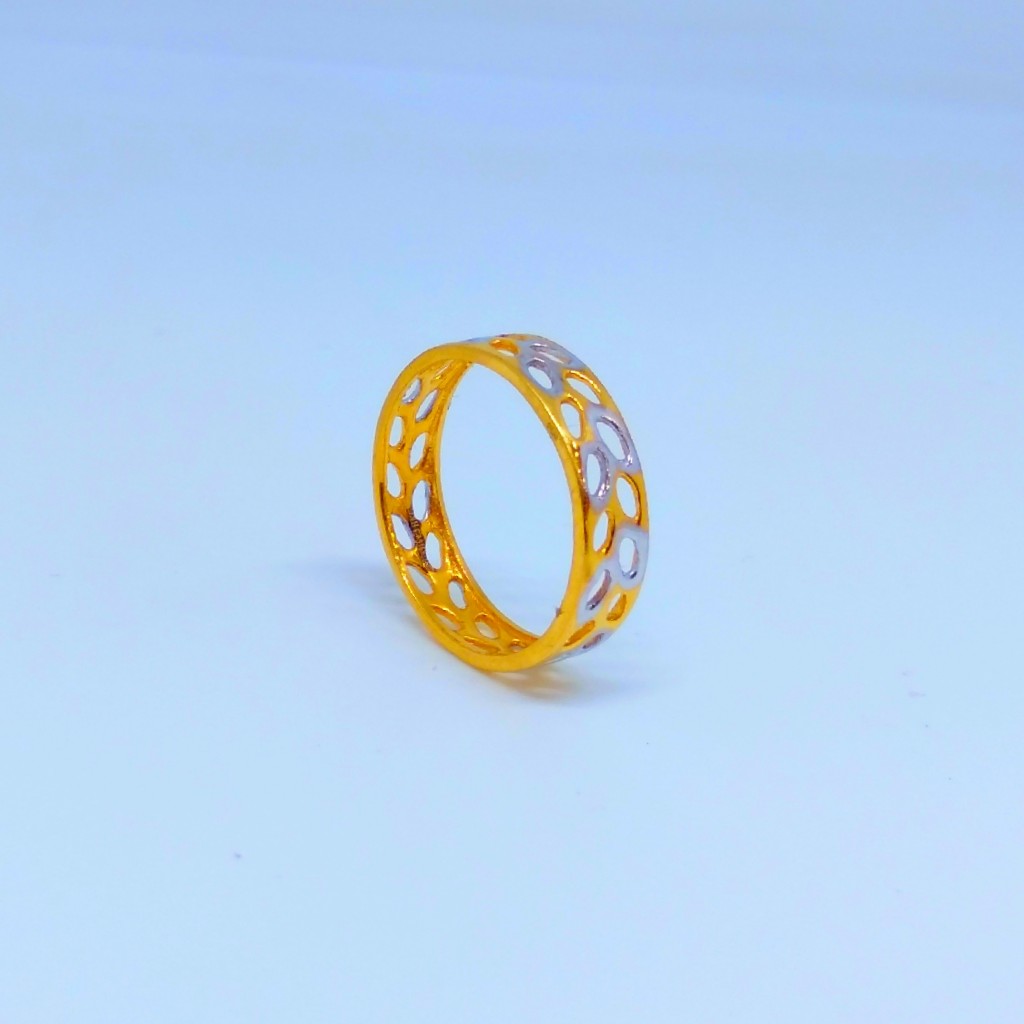 22 KT 916 Hallmark Fancy unisex ring