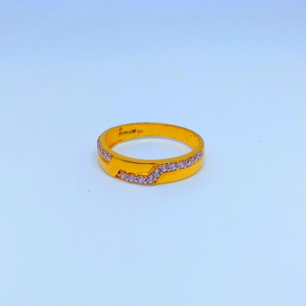 22 KT 916 Hallmark Fancy diamond gents ring - Image 4