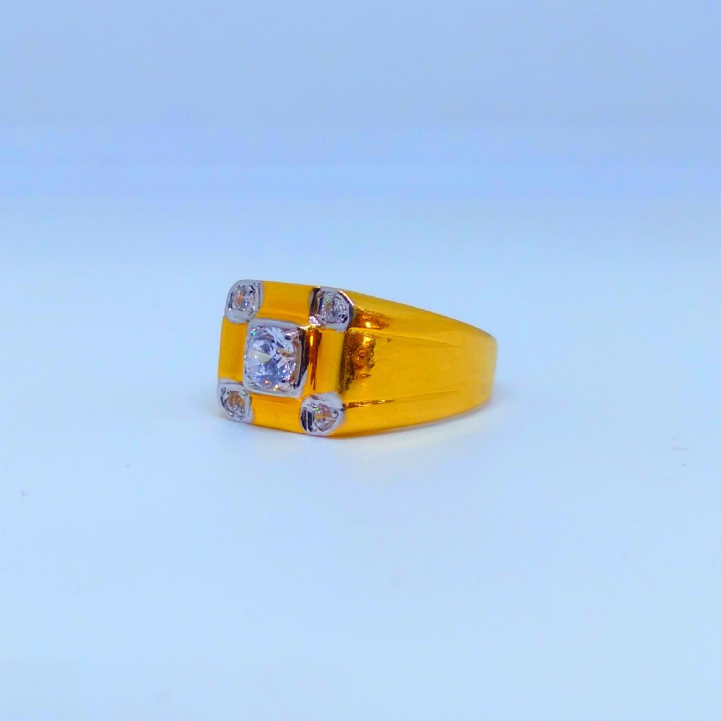 22 KT 916 Hallmark fancy square diamond gents ring - Image 2