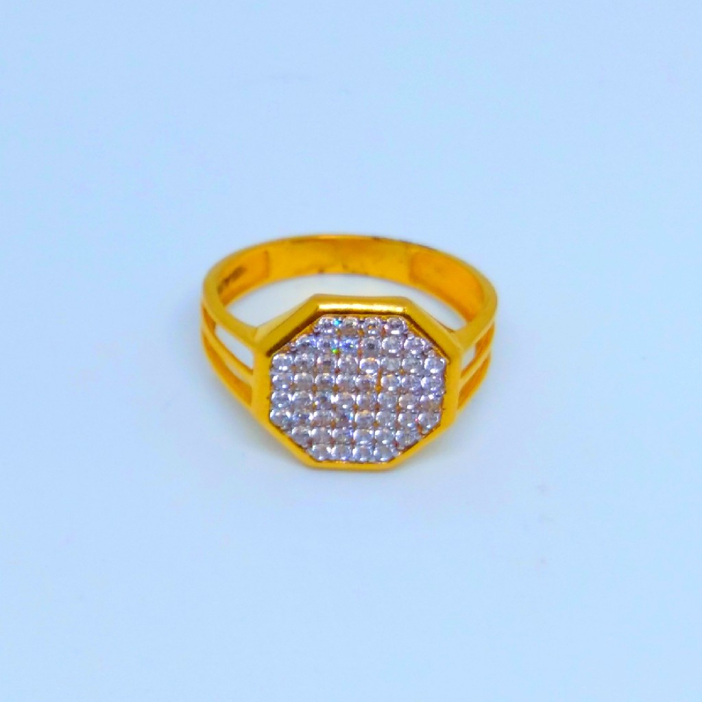 22 KT 916 Hallmark fancy diamond gents ring - Image 3