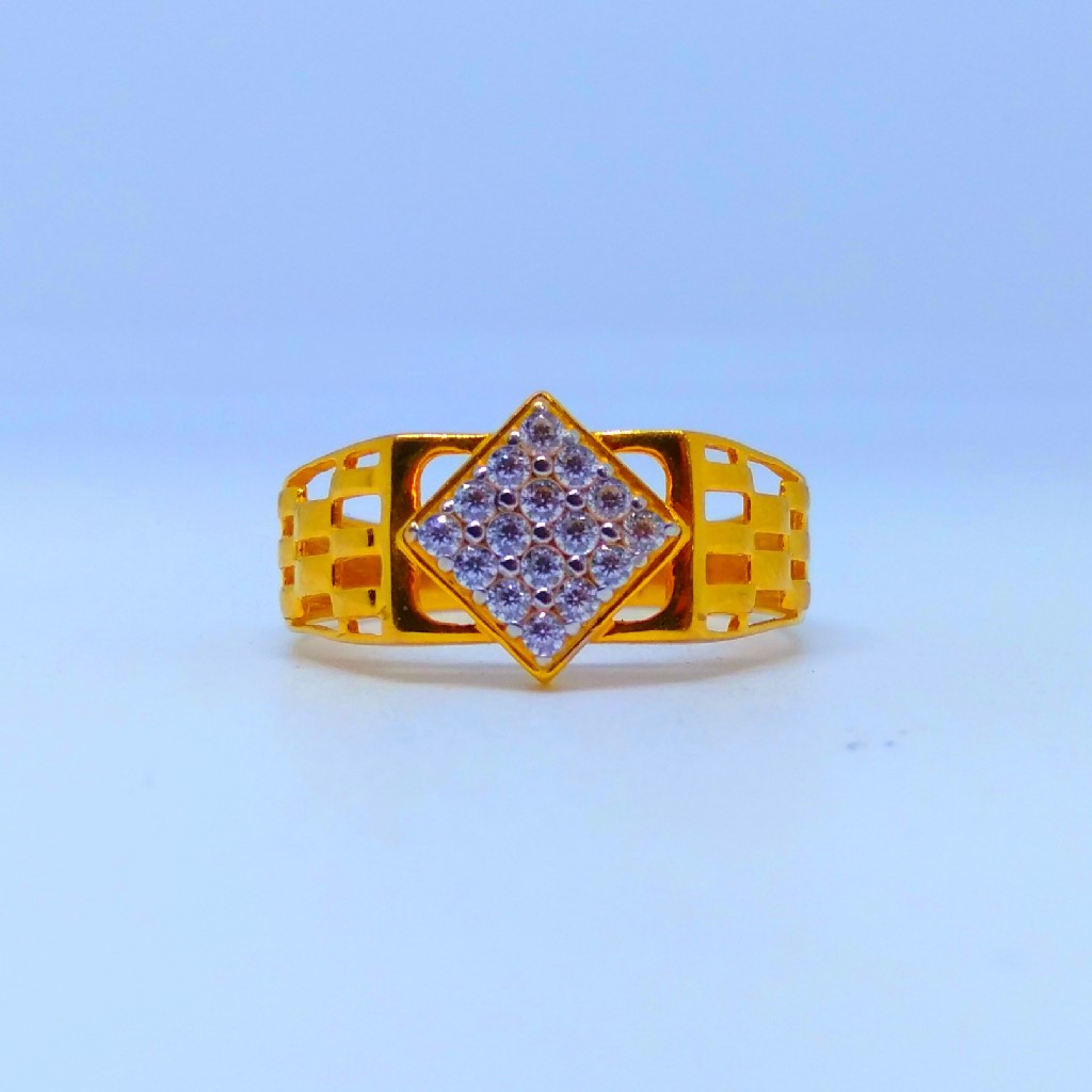 22 kt 916 hallmark fancy rhombus Shape diamond gents ring