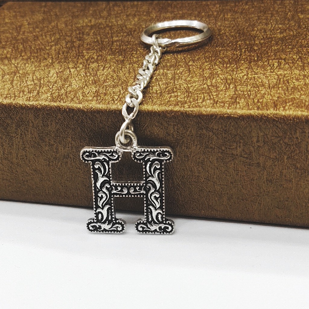 Silver keychain alphabet letter(h)