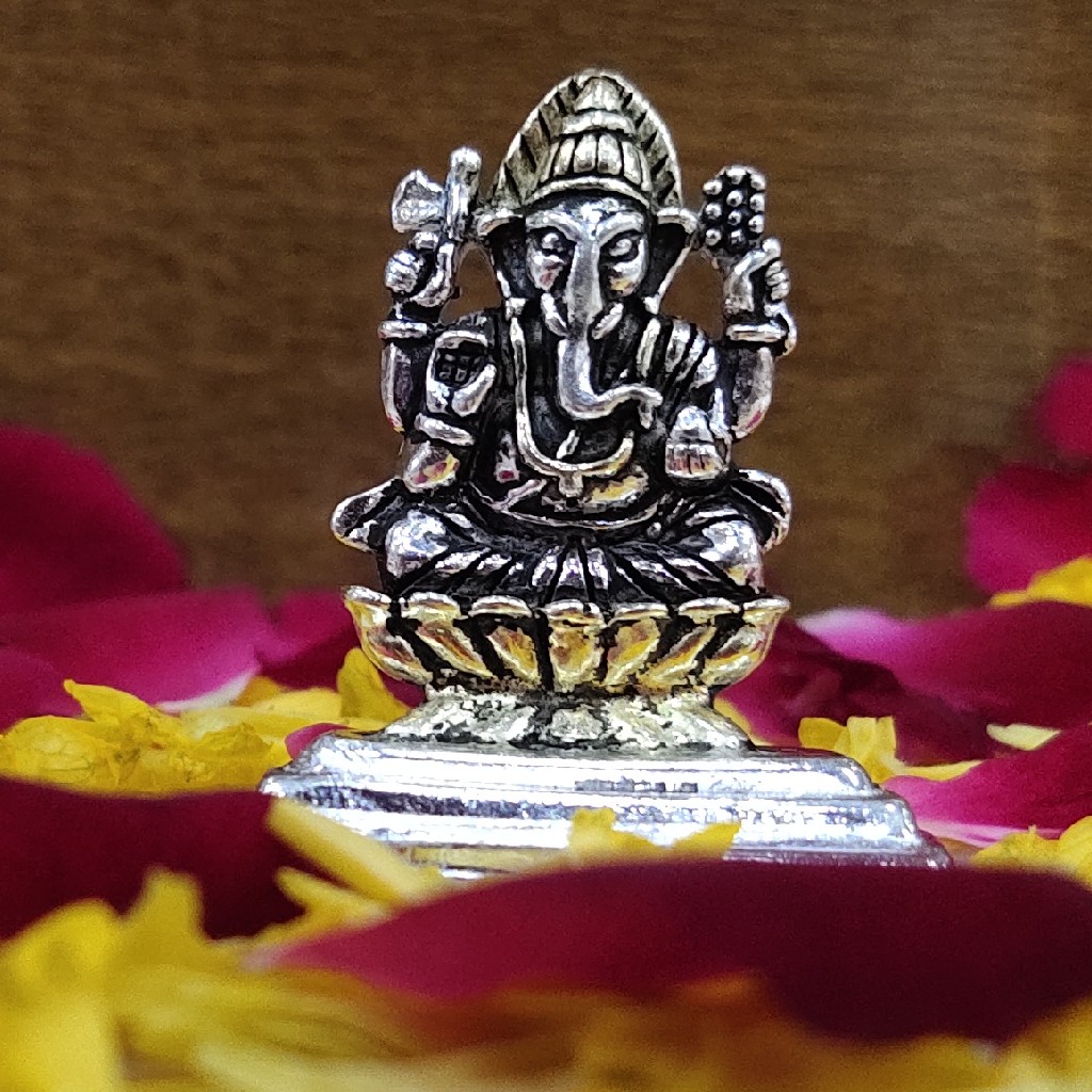 Silver Ganesh Ji oxidized plated Murti (solid)