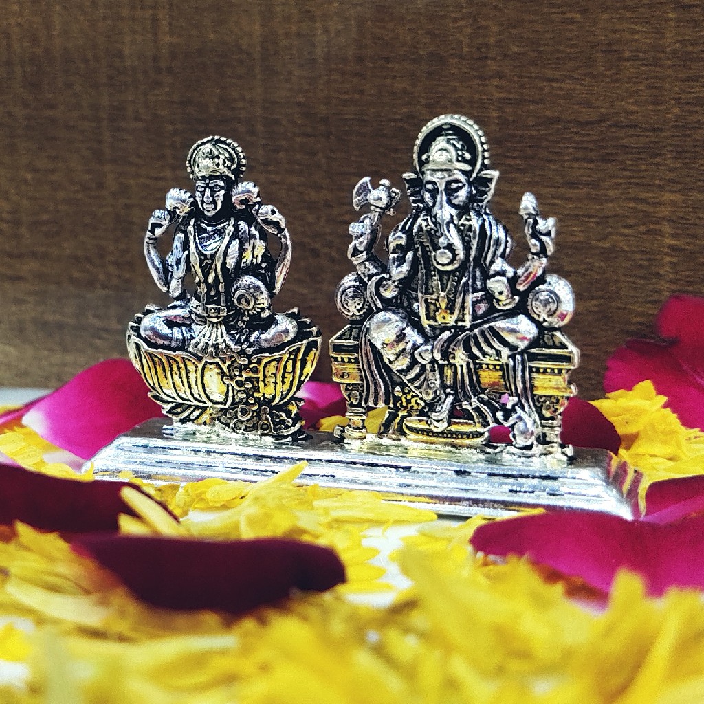 Silver oxidized Ganesh Ji-Lakshmi Murti (solid plate) - Image 3