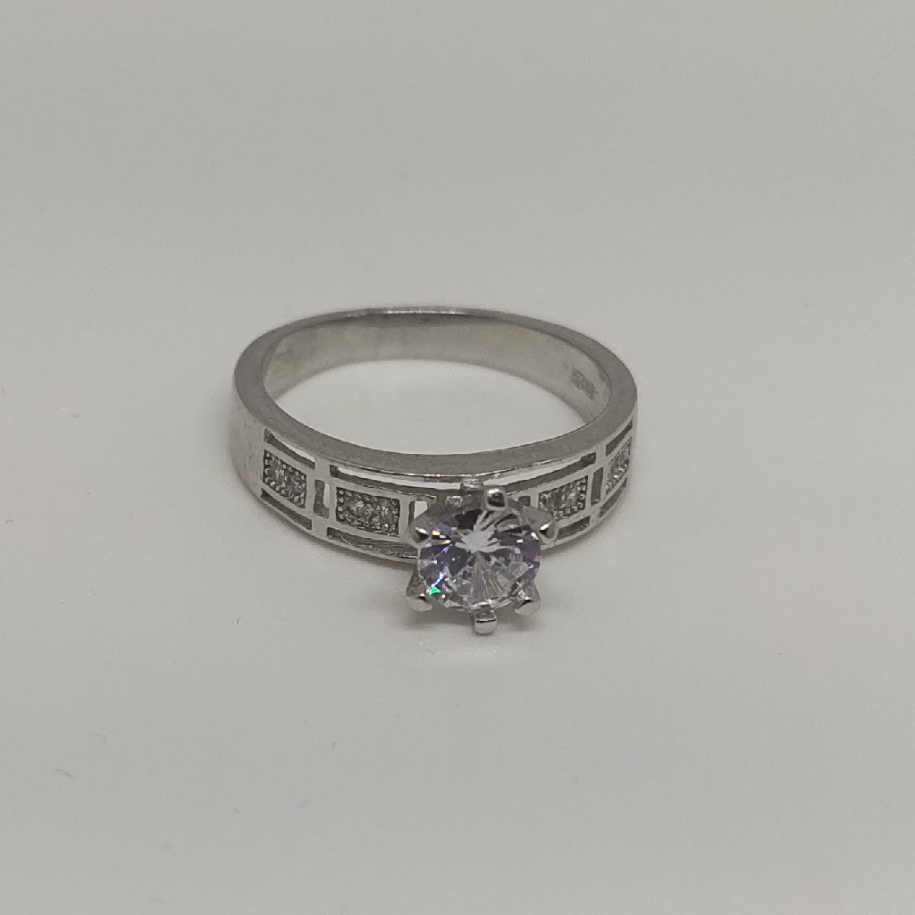 Sterling Silver 925 Single fancy Ladies Ring - Image 2
