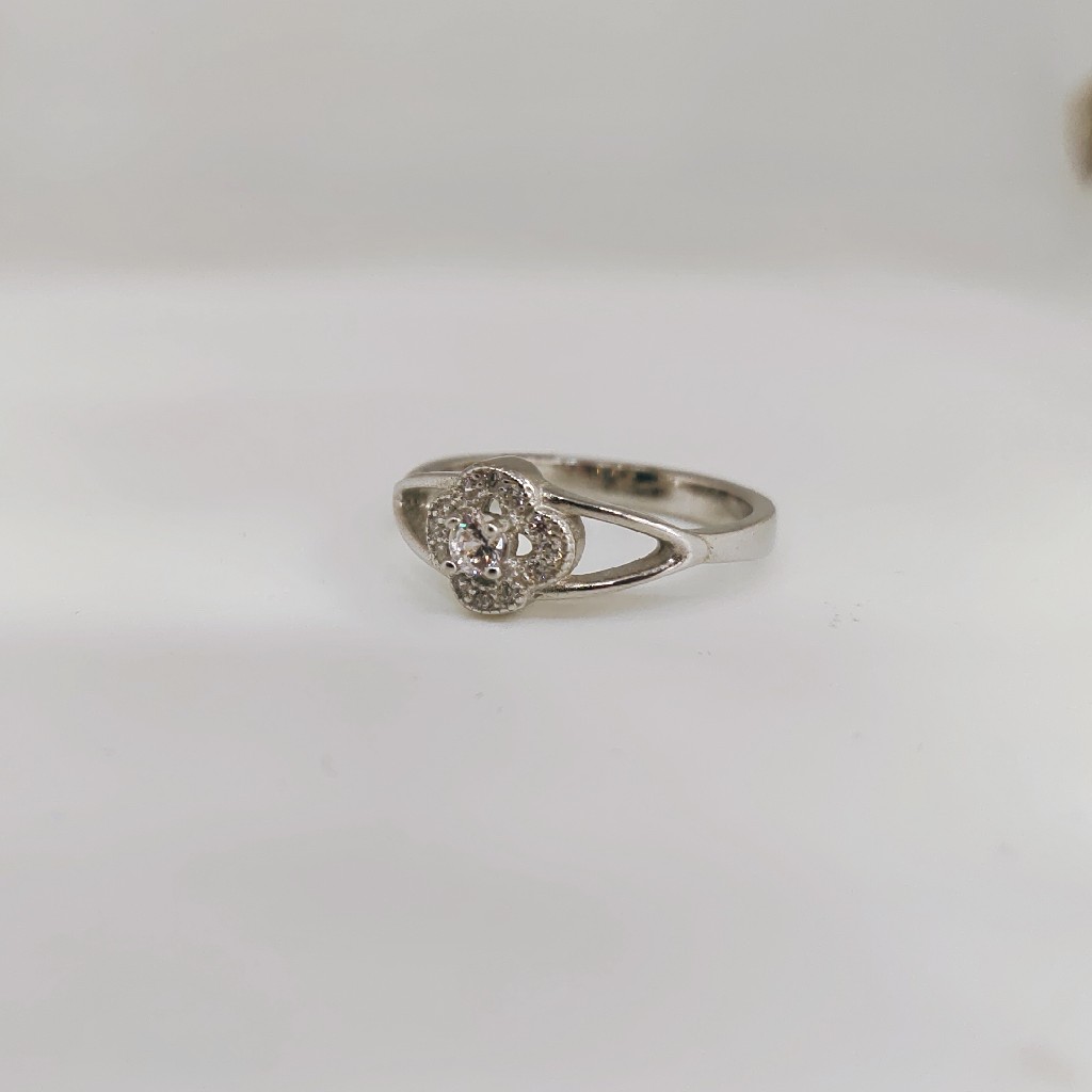 Sterling Silver 925 Fancy Ladies Ring