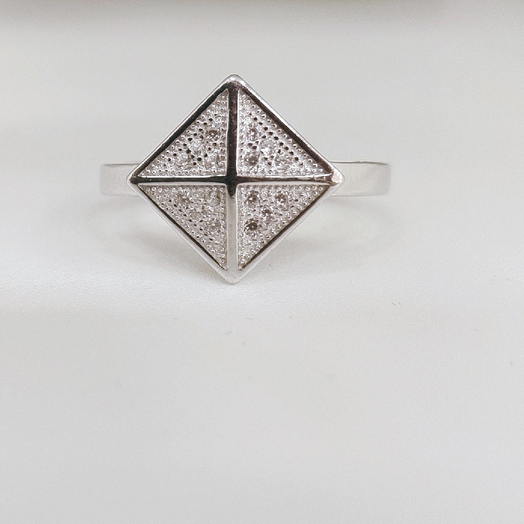Sterling Silver 925 Fancy Ladies Ring