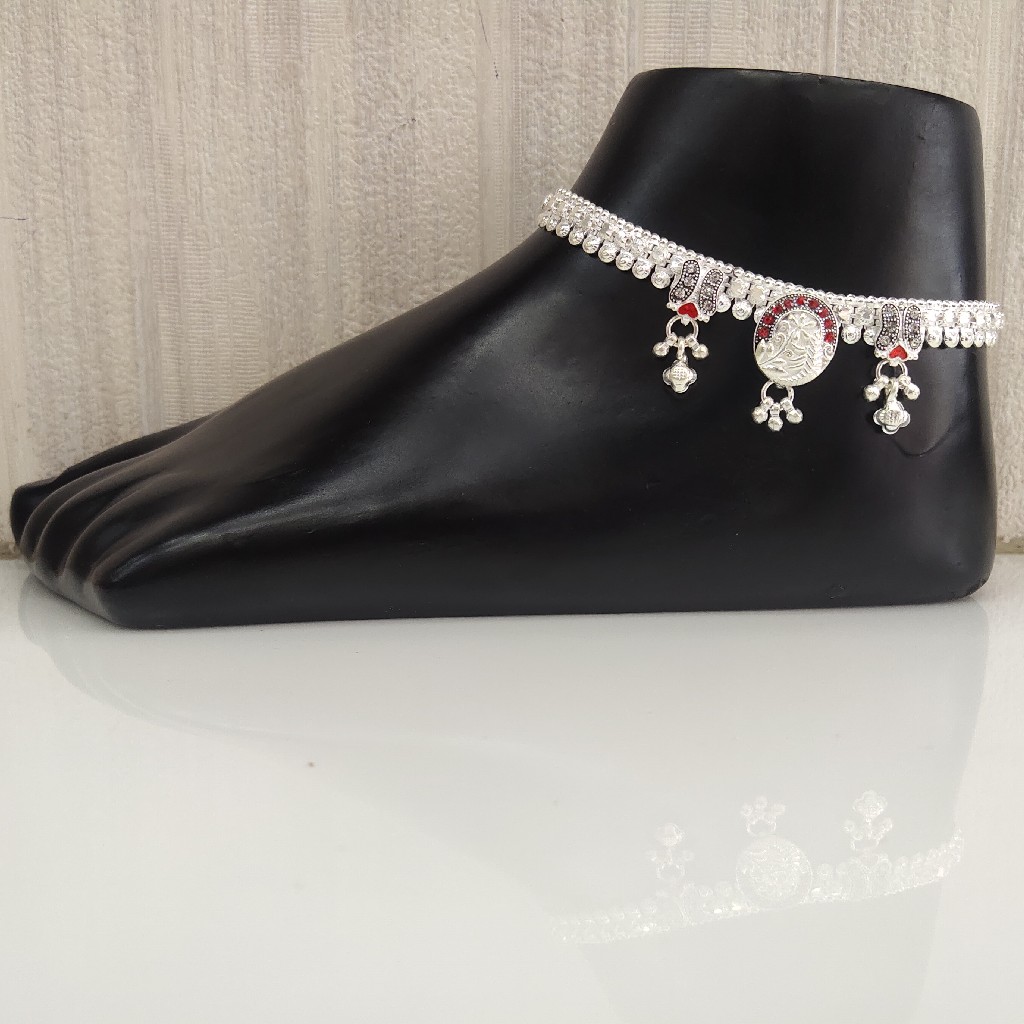 Silver Ladies Brooch Fancy Payal