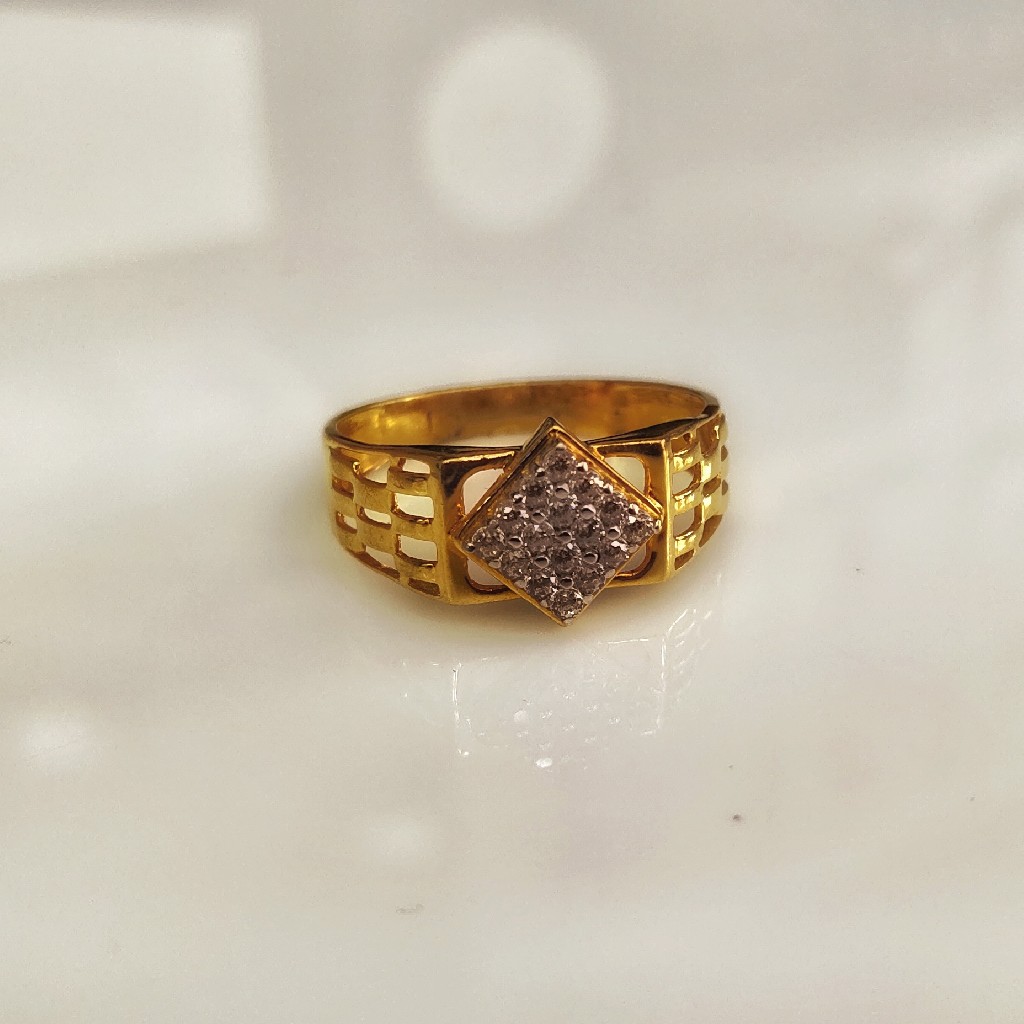 22 KT 916 Hallmark Gold Men Ring