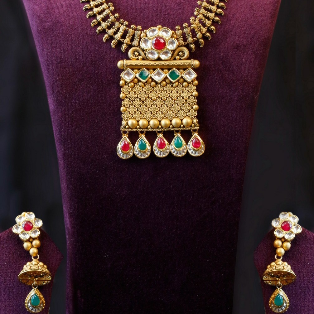 antique necklace set