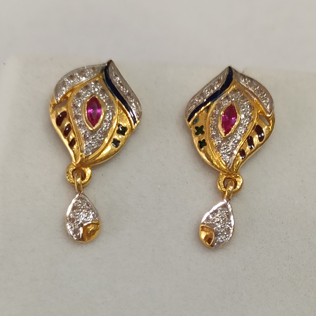 Gold Earrings - Image 3