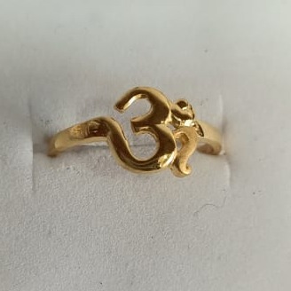 22KT Gold Light Weight Om Design Hallmark Ring
