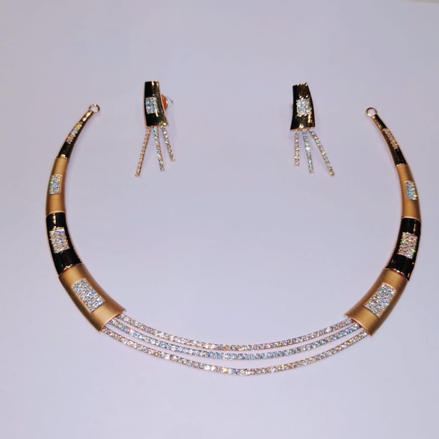 22KT Gold Elegant Design Hallmark necklace Set