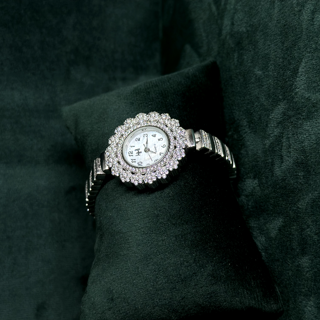 SILVER LADIES WATCH
