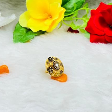 916 Gold Modern Ring - Image 3