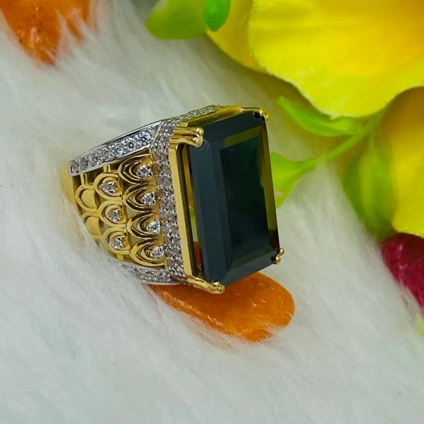 916 BIG BLACK STONE RING