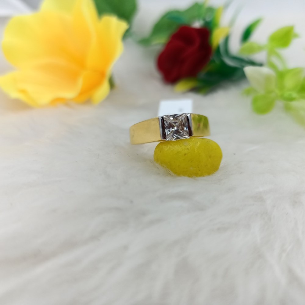 22k Yellow Gold Fancy  Ring