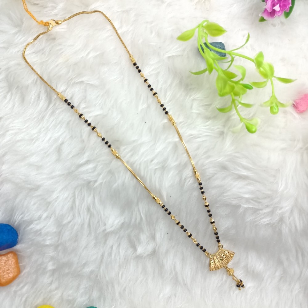 22k Gold Delicate Design Mangalsutra RJM02