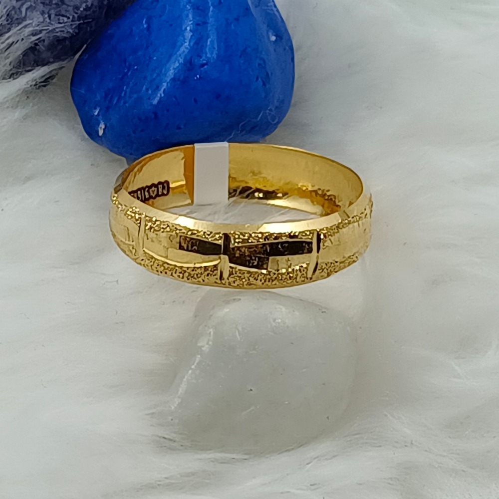 916 Gold Gorgeous Design Ring