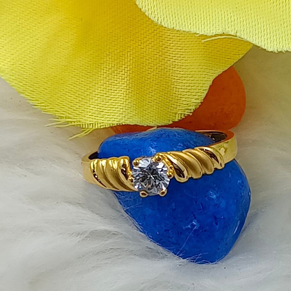 916 Gold Stylish Ring