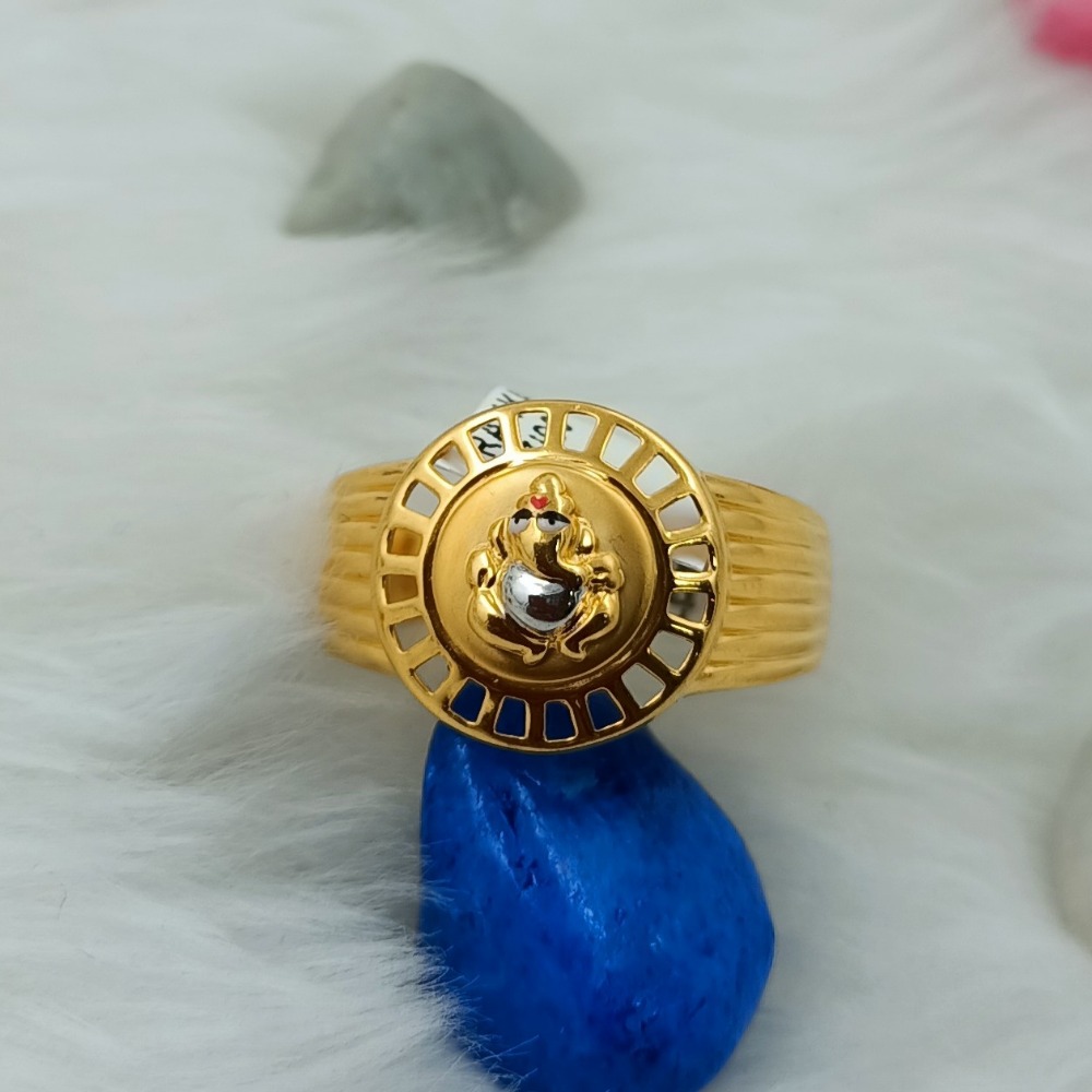 916 GOLD GANESHA PLAIN CASTING GENTS RING