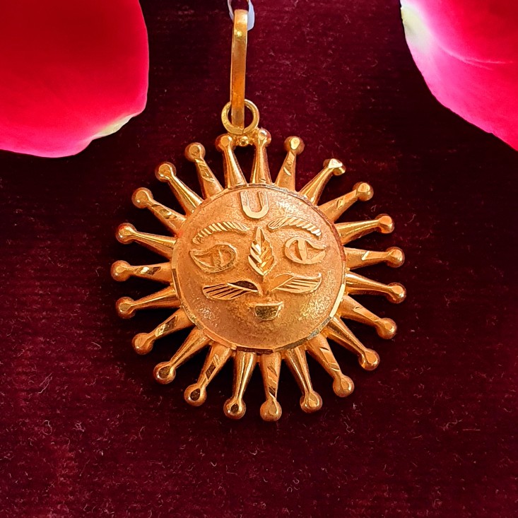 Plain Gold Pendant