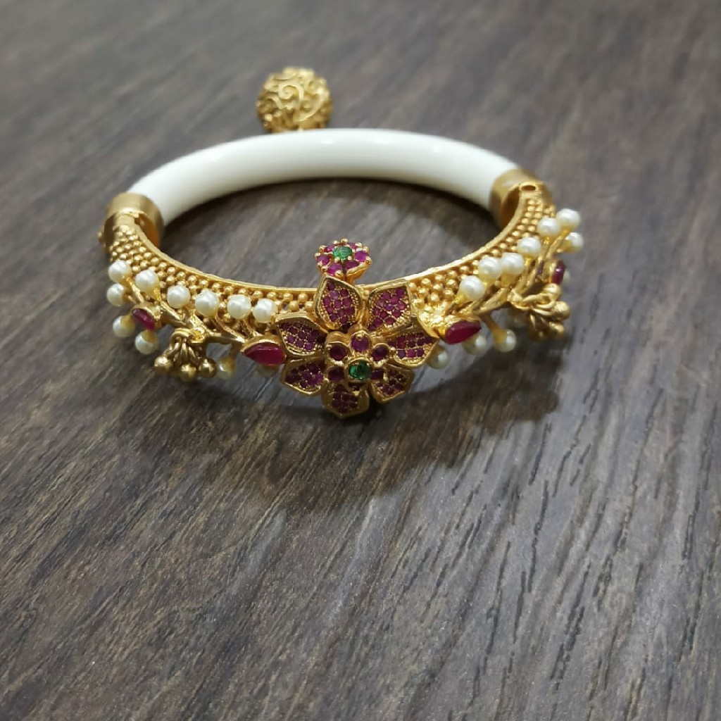 Gold Forming kada