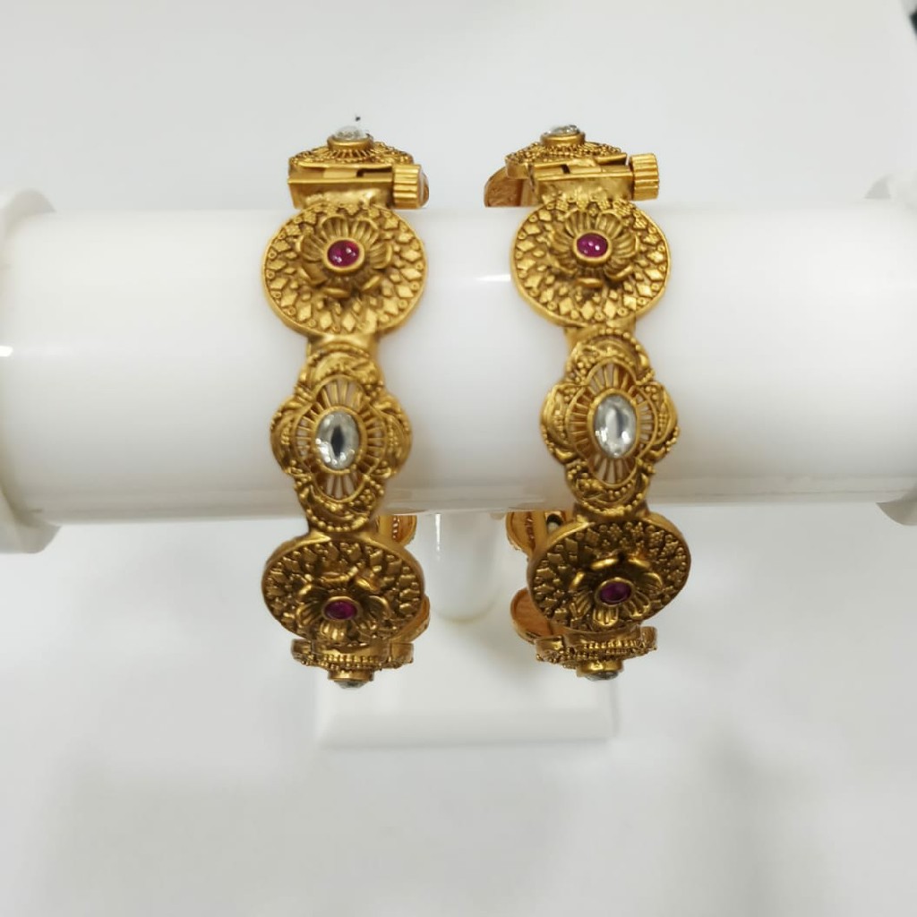 Gold Forming kada
