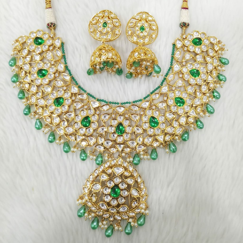 Kundan set