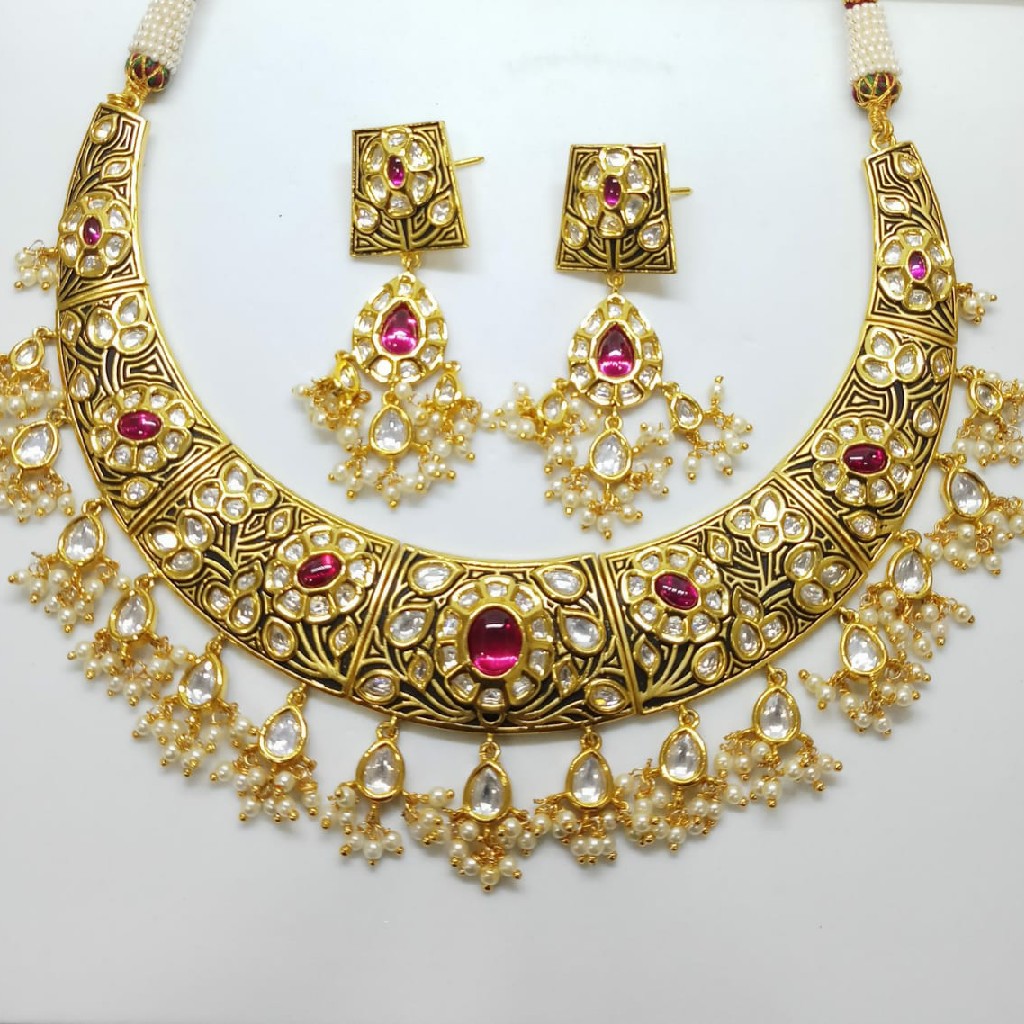 Kundan set
