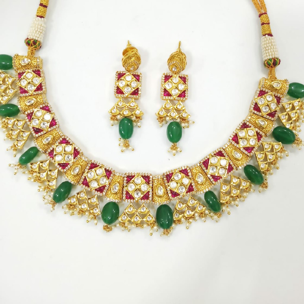 Kundan set