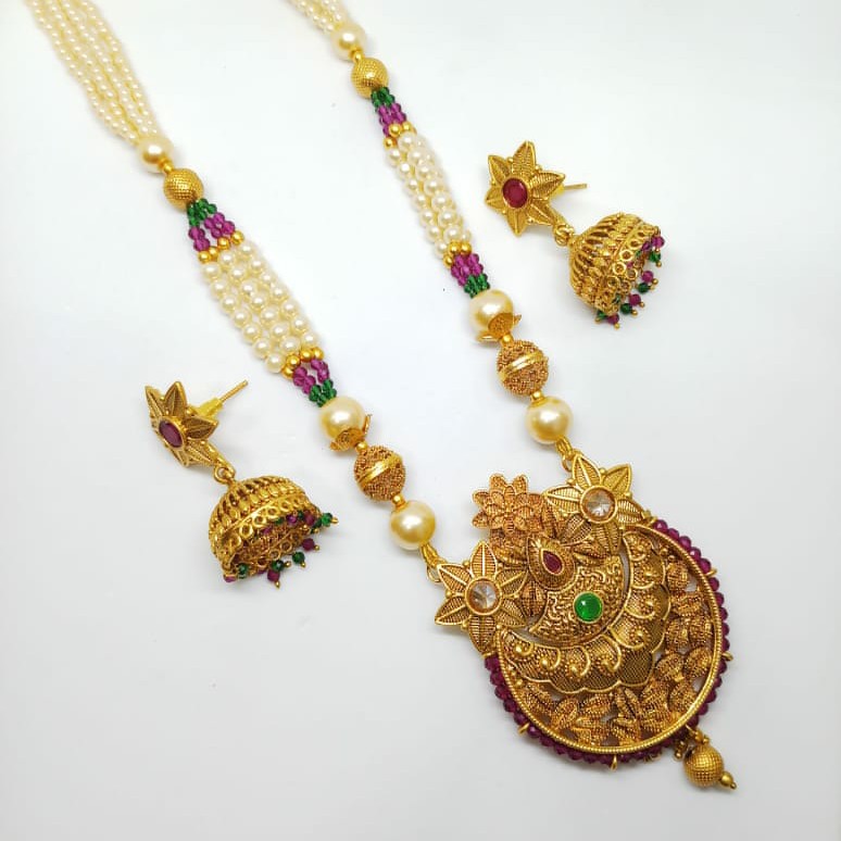 gold forming pendant set