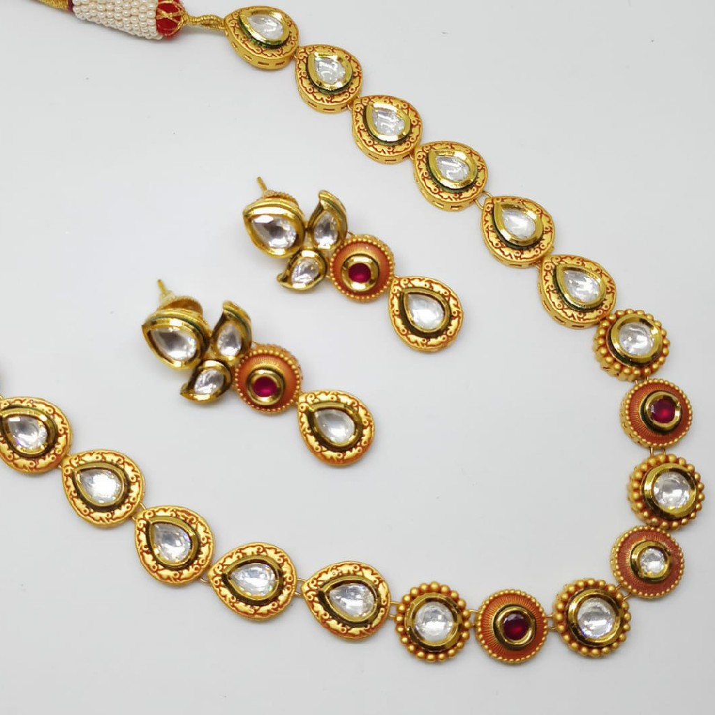 Kundan set