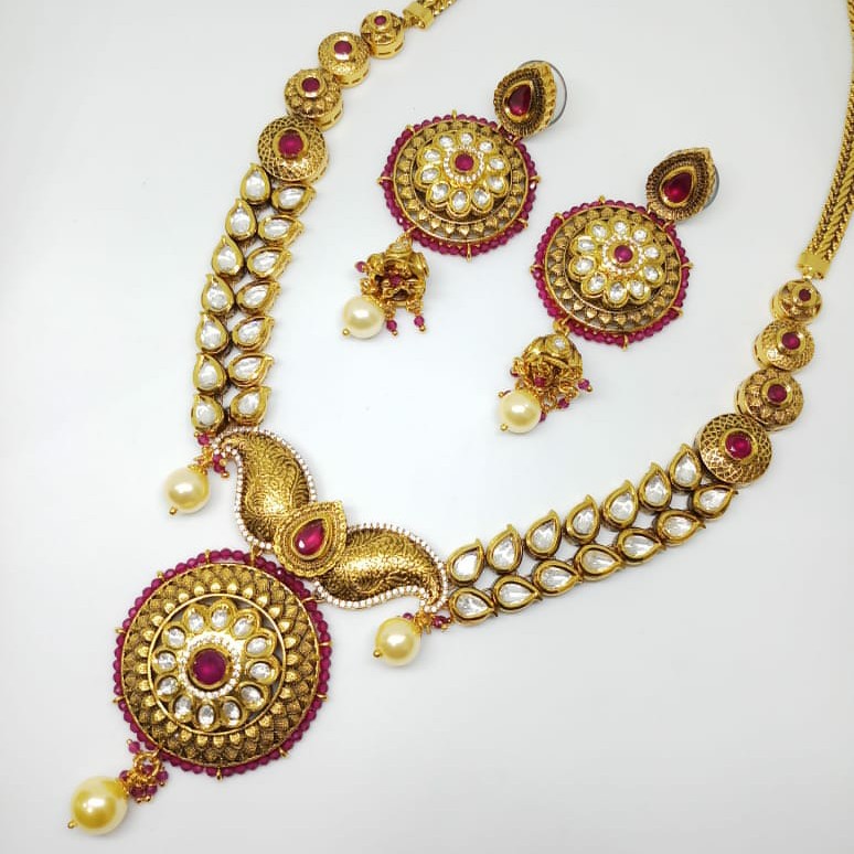 Kundan set