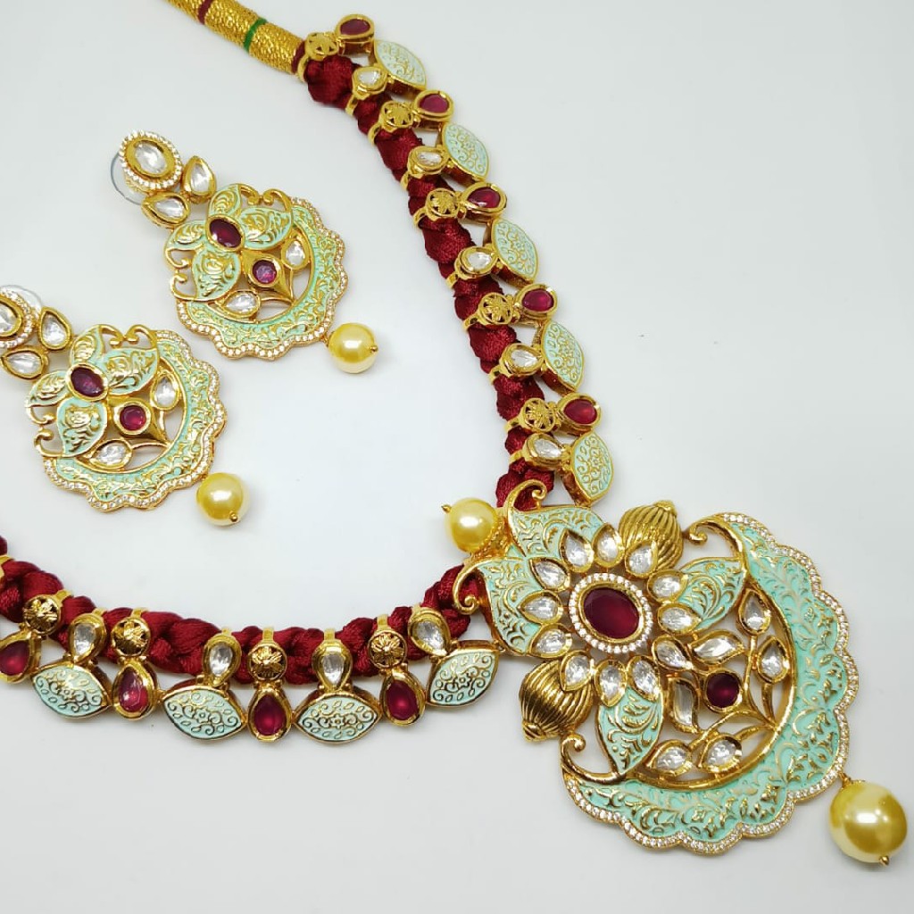Kundan Set