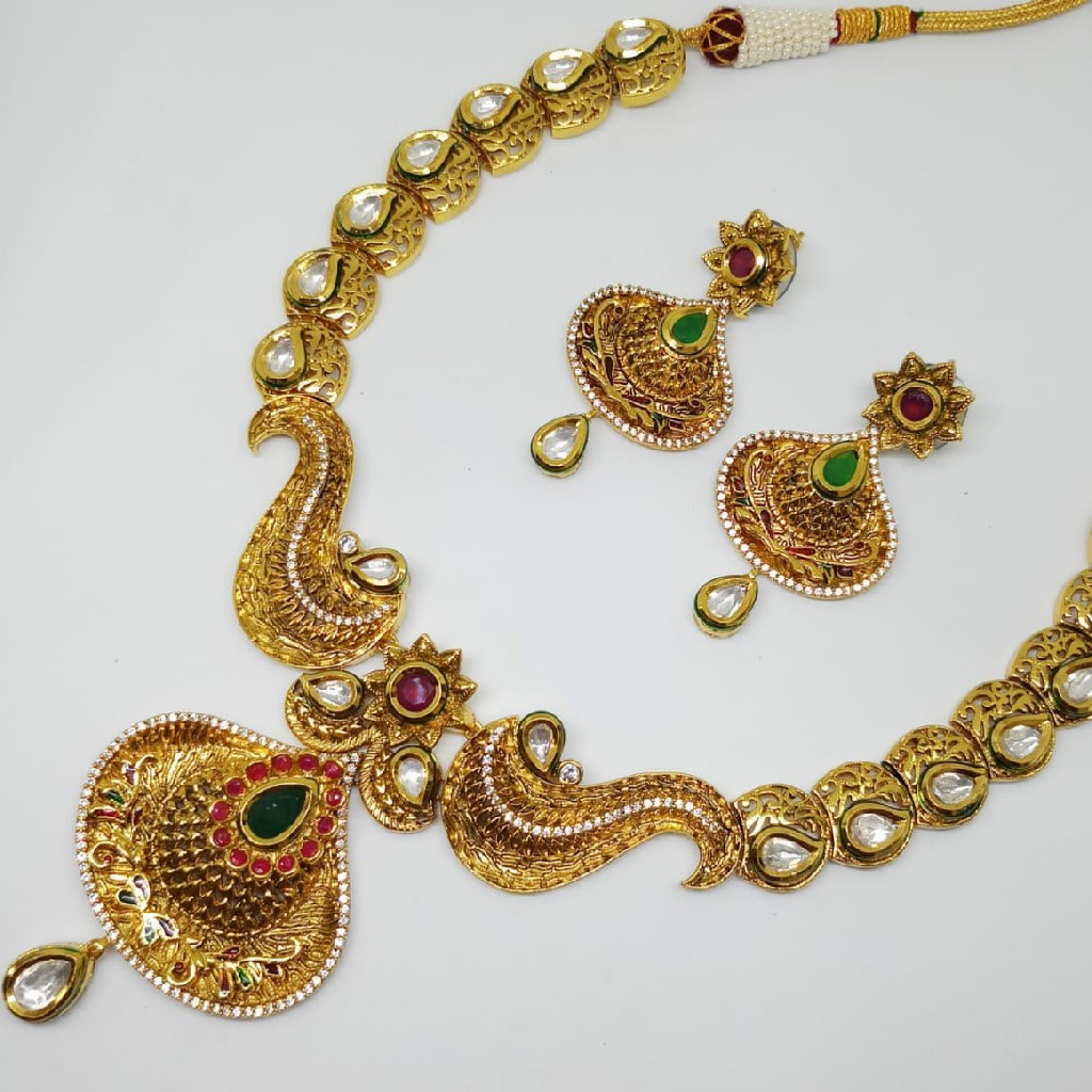 Kundan Set