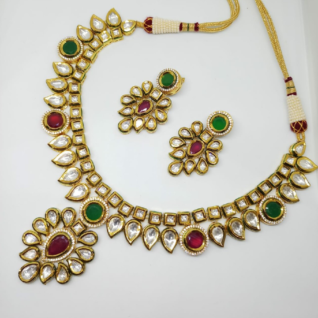 Kundan set