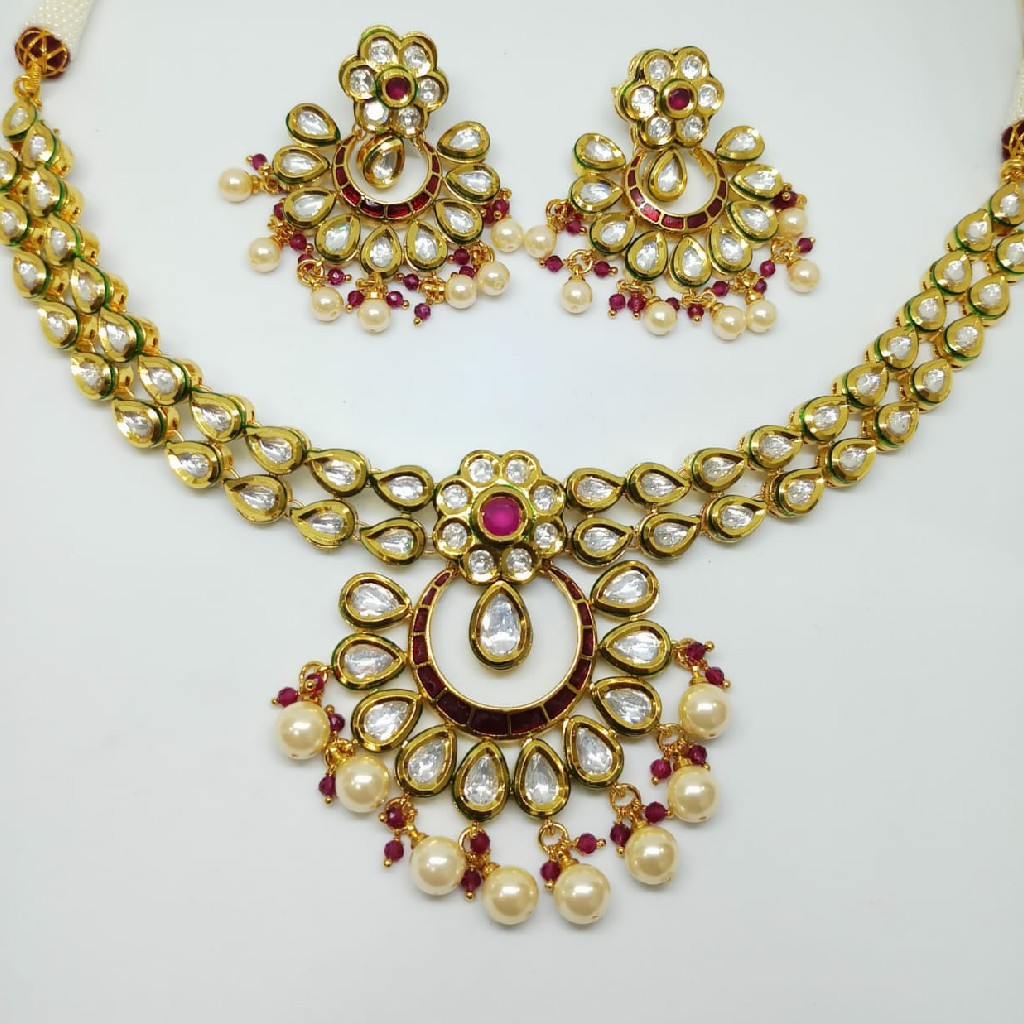 Kundan necklace set