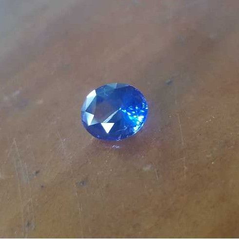 4.08ct oval blue-sapphire-neelam