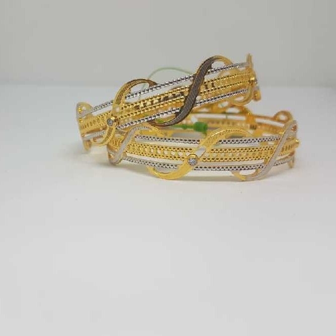 Ladies bangle