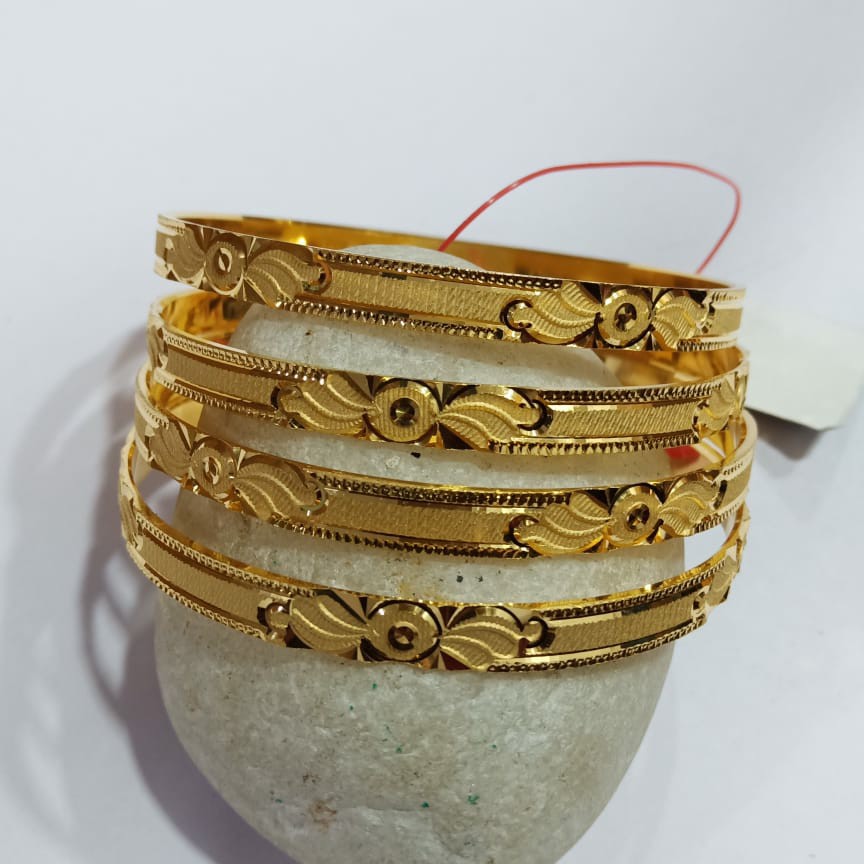 Ladies bangle