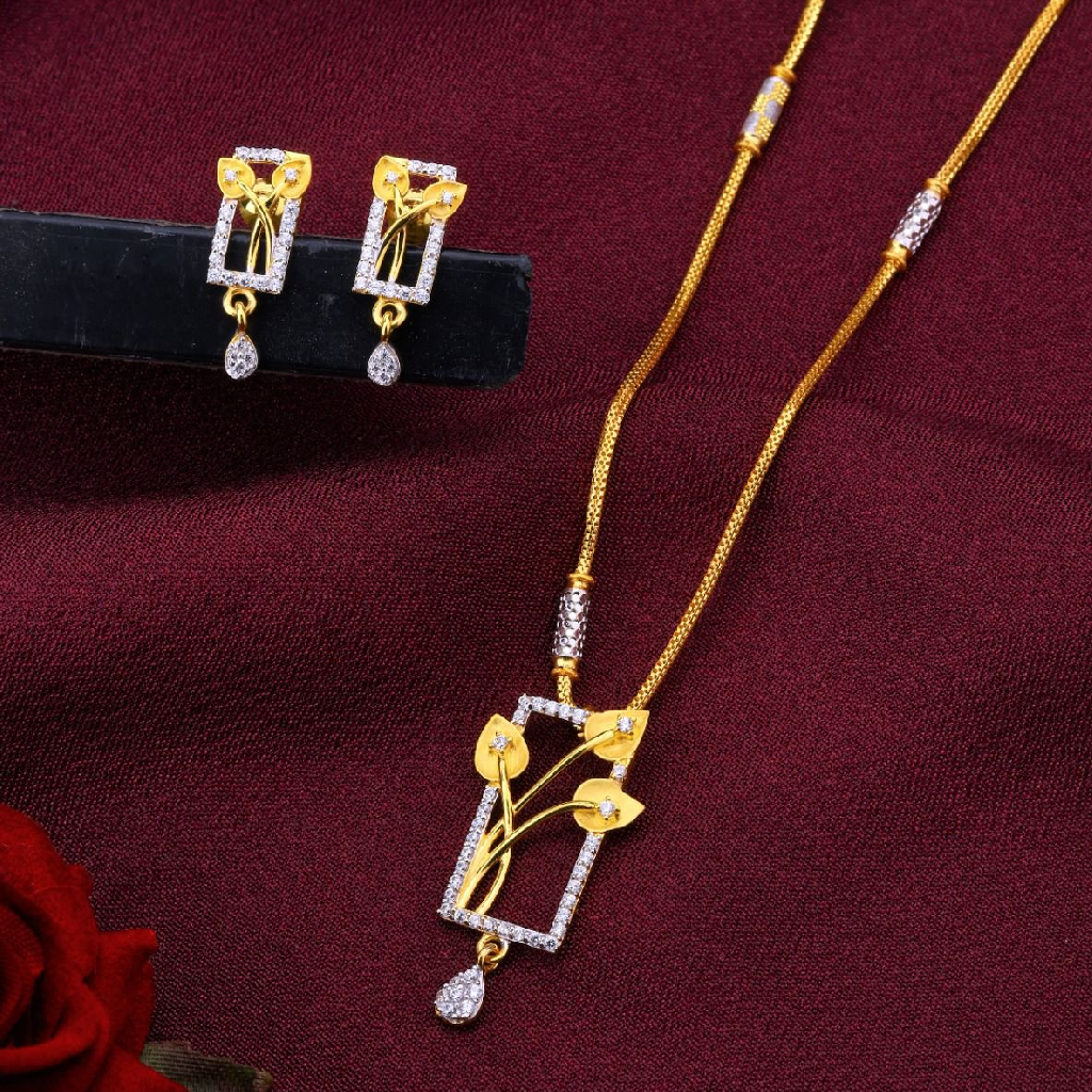 New Design Gold Pendant Set