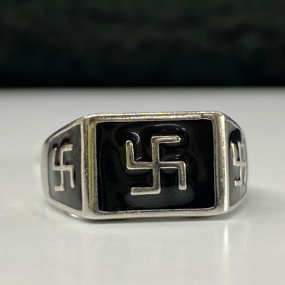 92.5 Hallmark Silver Gents Ring