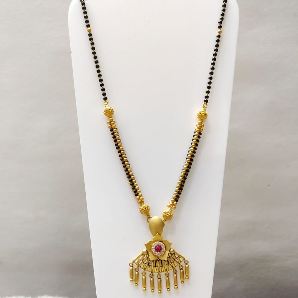 22 carat gold ladies fancy mangalsutra RH-LM815