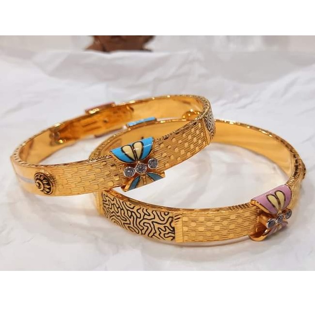 22 carat gold fancy ladies bangles RH-LB806