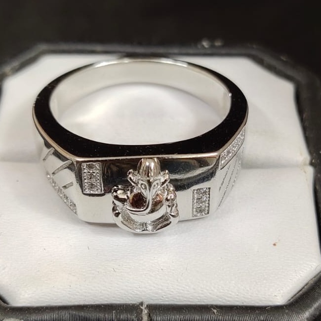 92.5 silver ganeshji gents rings RH-GR485