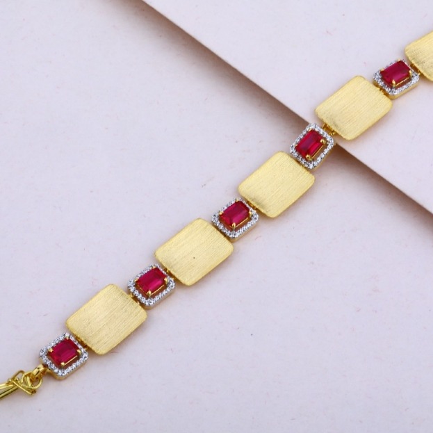 22 carat gold ladies Italian bracelet RH-LB568