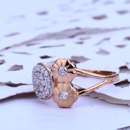 18 carat gold classical diamonds ladies rings RH-LR412