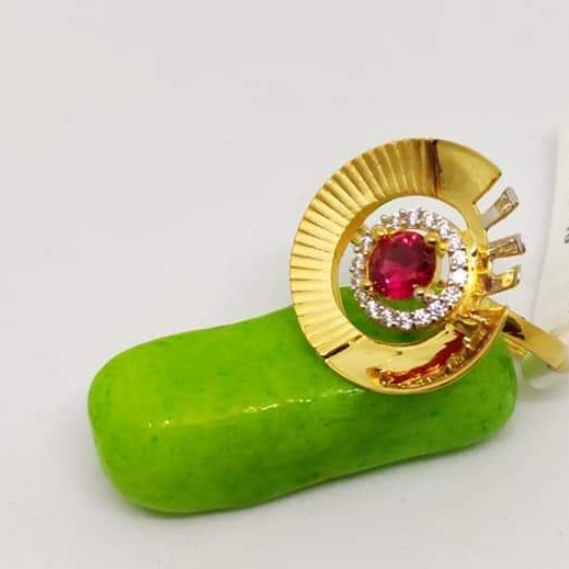 916 Gold CZ classic Ladies Ring RH-LR58