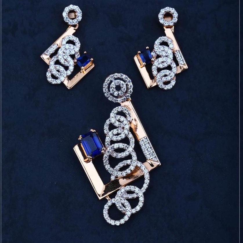 18Kt Rose Gold Calssic Pendal Butti Set RH-18RGPSET04